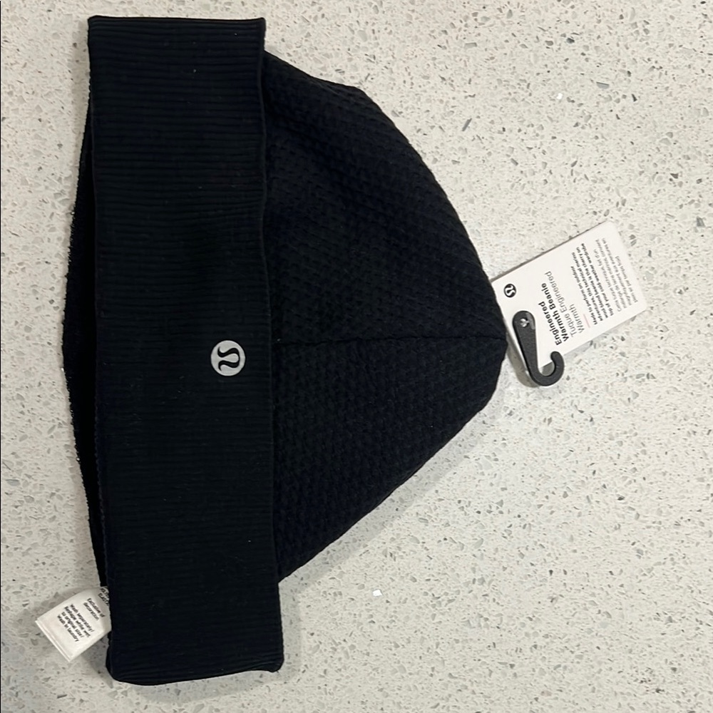 lululemon engineered warmth Beanie